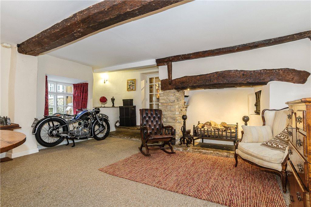 4 bedroom detached house for sale in North Street, Middle Barton, Chipping Norton, Oxfordshire, OX7