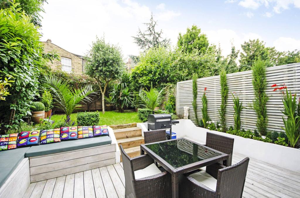 3 bedroom house for sale in Albion Drive, London Fields, E8, E8