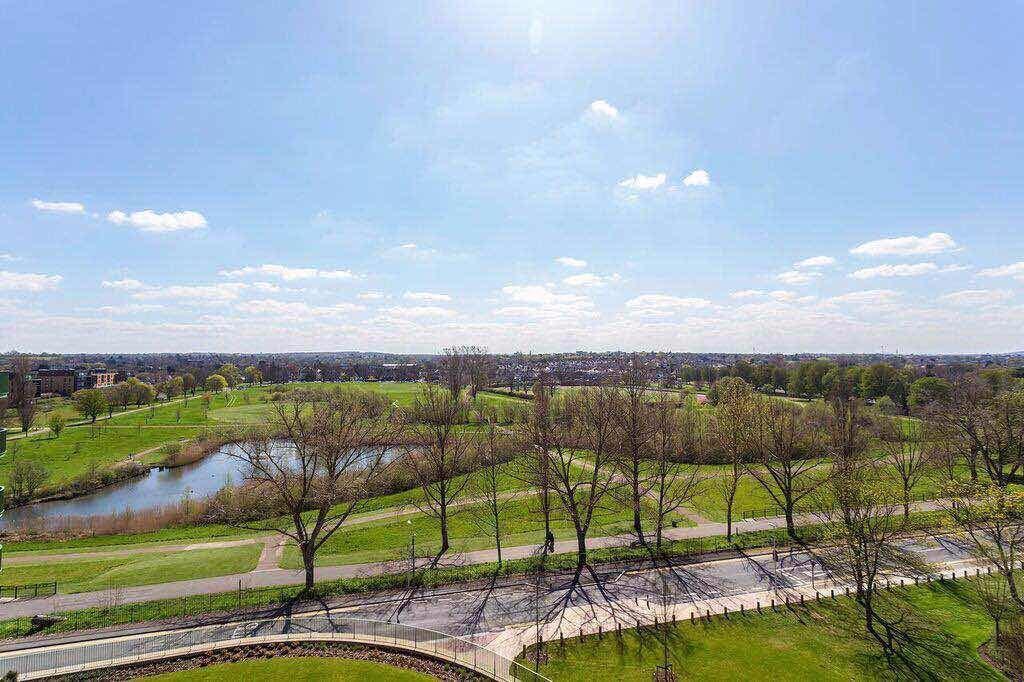 Kidbrooke Village