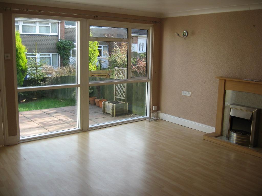 3 bedroom house to rent in The Hawthorns, Pentwyn, Cardiff, CF23