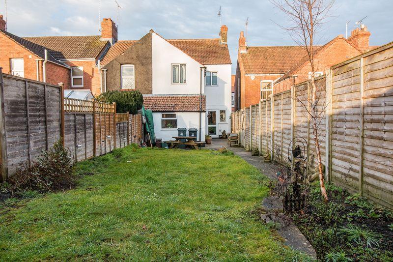 3 bedroom terraced house for sale in Cromwell Road, Yeovil, BA21