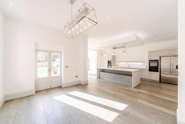 4 Bedroom Detached House For Sale In Albert Road Pittville Cheltenham