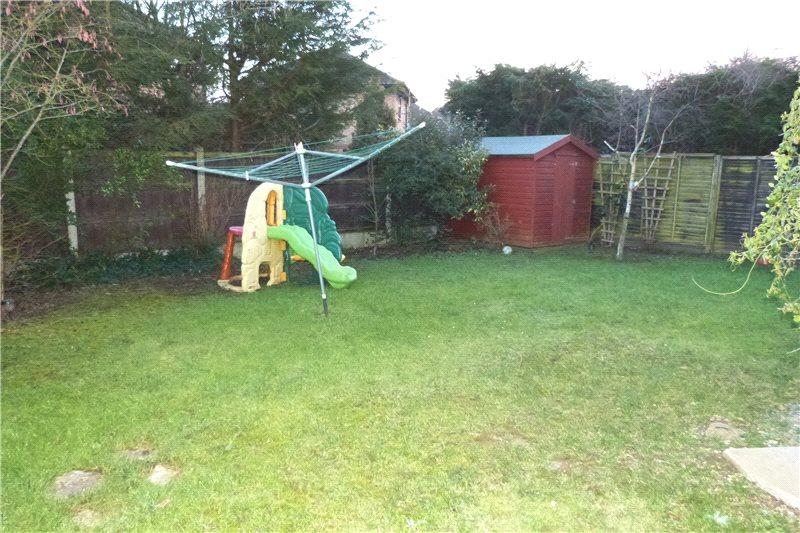 3 bedroom detached house for sale in Langdon Hills, Essex, SS16, SS16