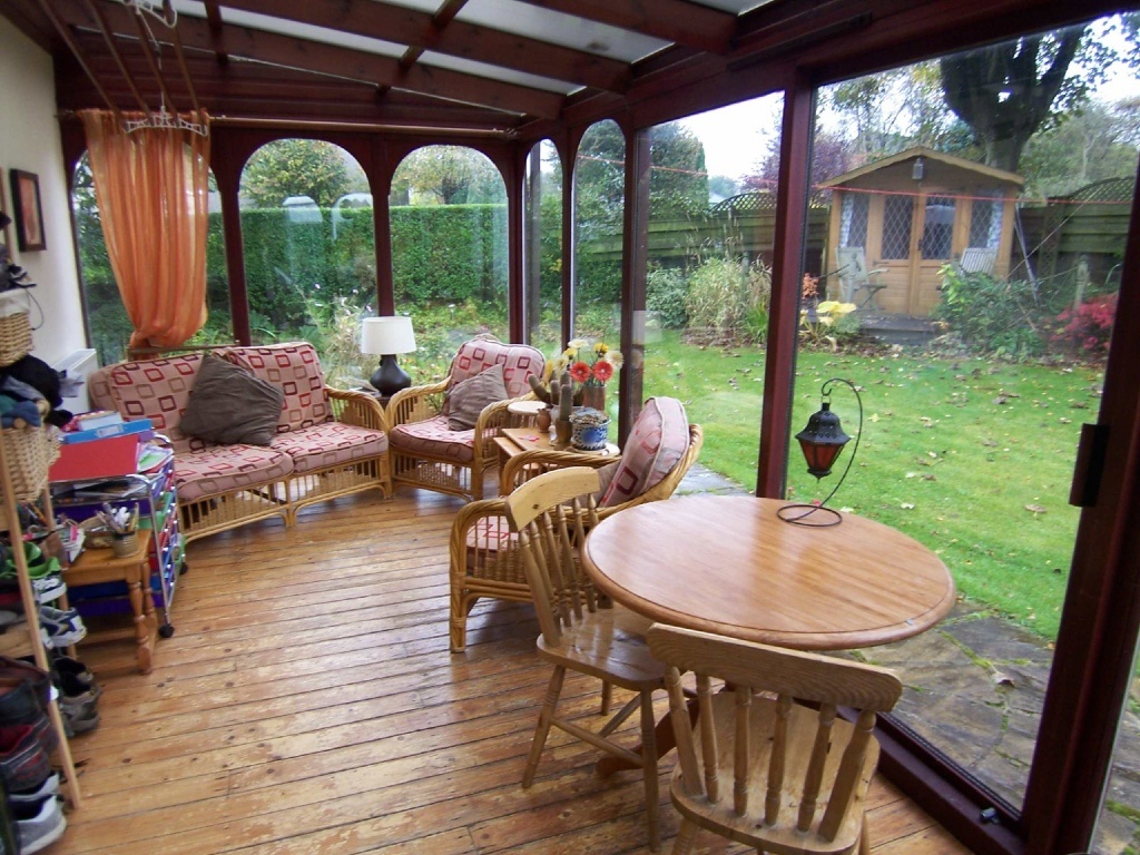 6 bedroom detached house for sale in Compton Road, Buxton, Derbyshire, SK17