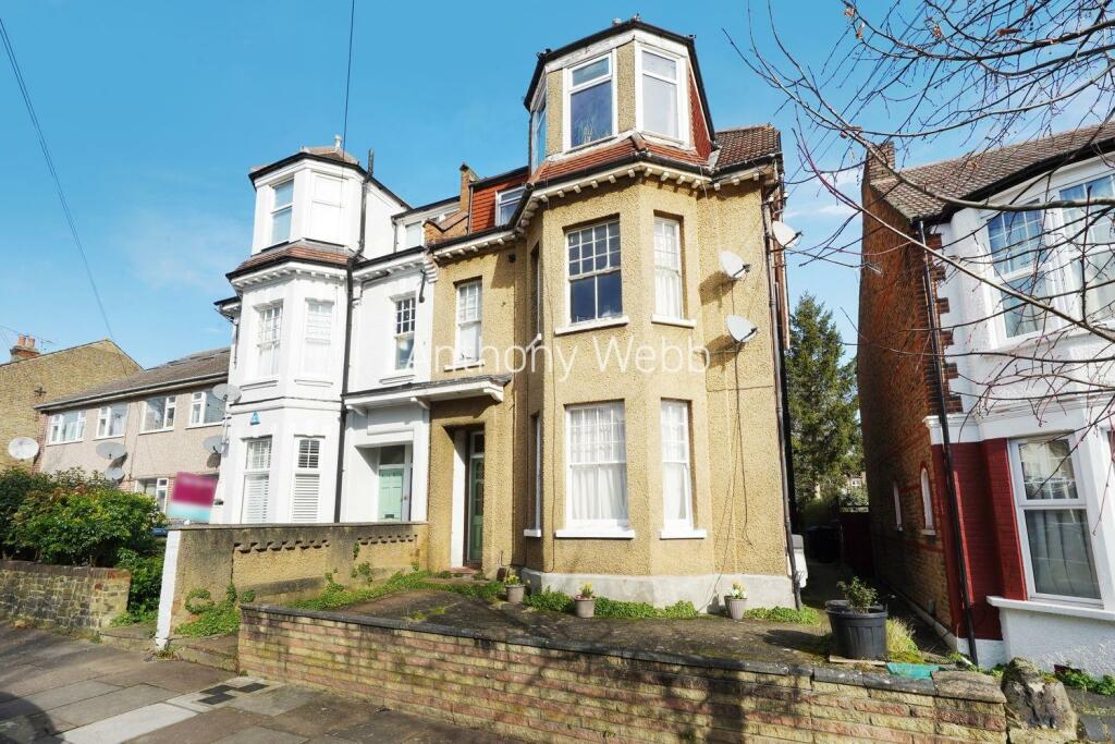 2 Bedroom Flat For Sale In Orpington Road Winchmore Hill N21