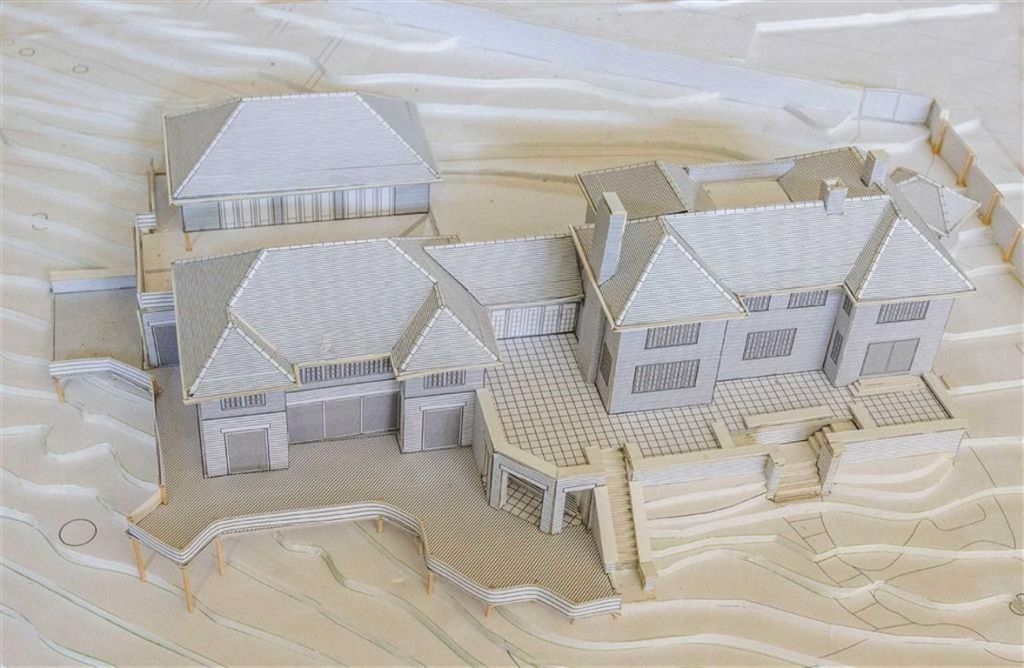 6 bedroom detached house for sale in Woodfall House, Smallfield Lane