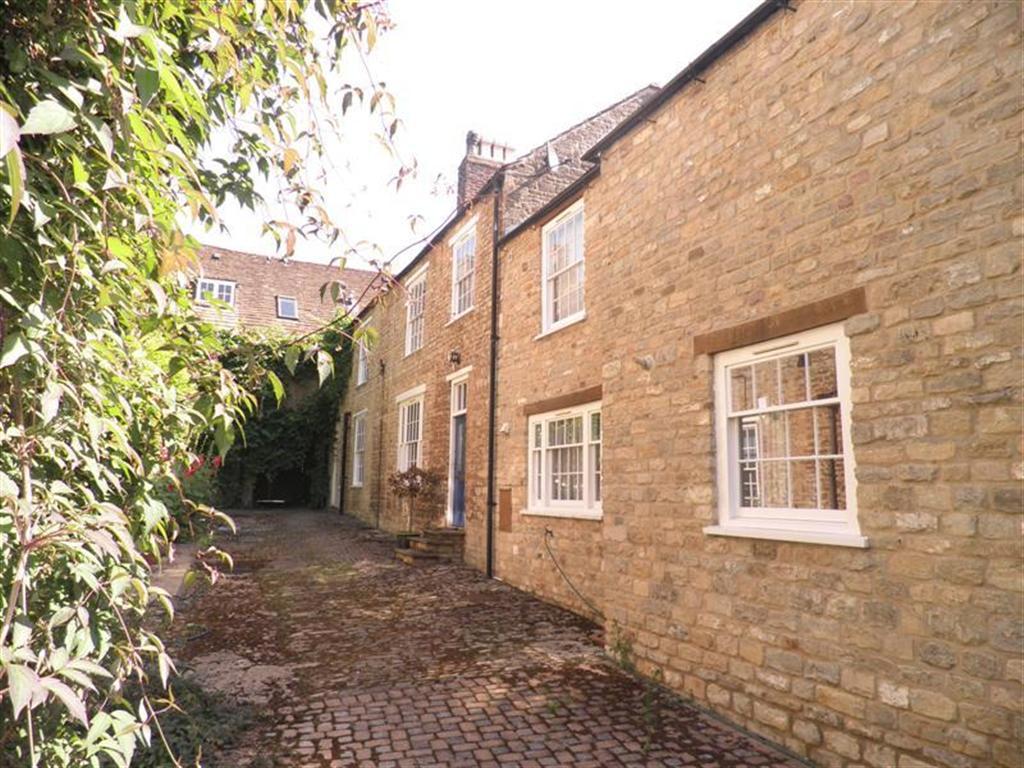 4 bedroom character property for sale in West Street, Oundle, Peterborough, PE8