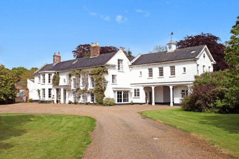 7 bedroom detached house for sale in Blofield, Norwich, NR13