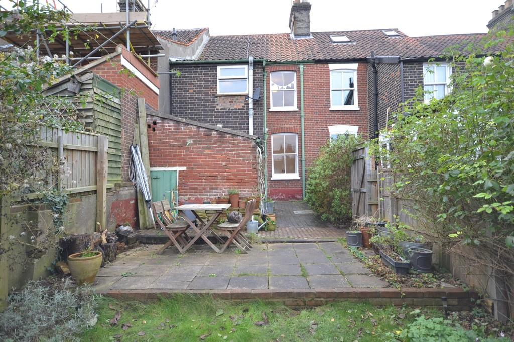 2 bedroom terraced house for sale in Wellington Road, Norwich, NR2