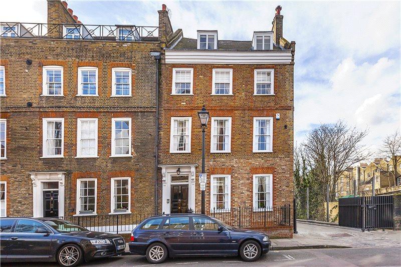 4 bedroom semidetached house for sale in King William Walk, London