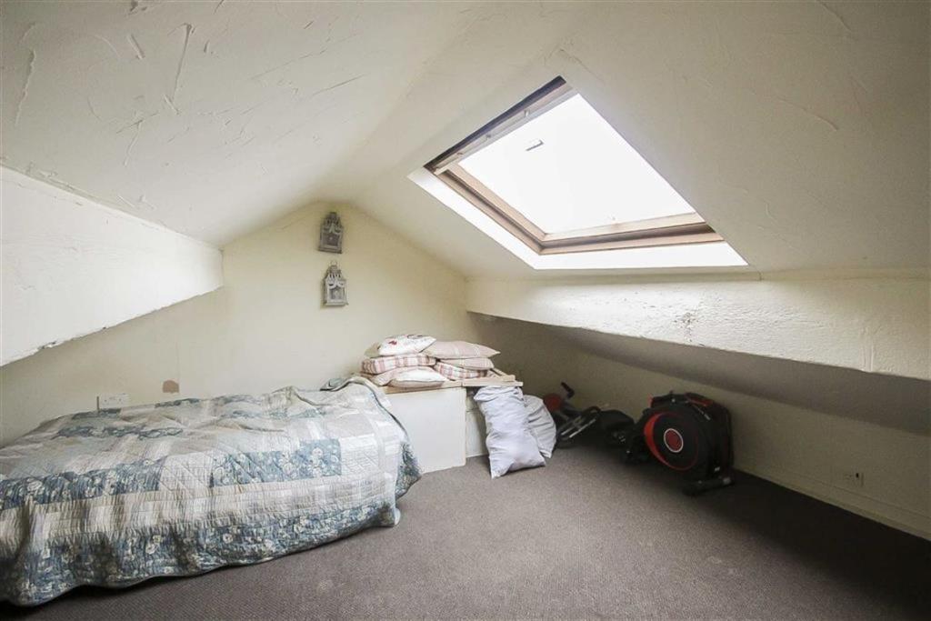 2 bedroom terraced house for sale in Lindley Street, Kearsley, Bolton, BL4
