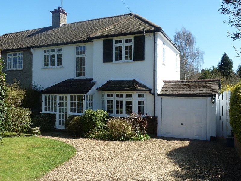 3 bedroom semidetached house for sale in Featherbed Lane, Croydon, CR0