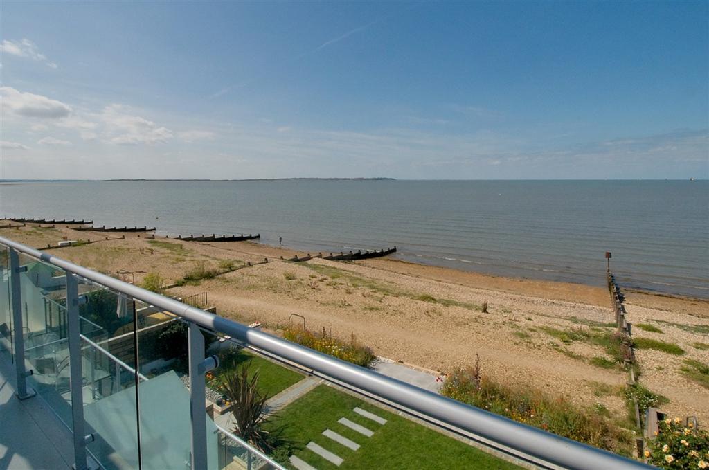 4 bedroom semidetached house for sale in Admiralty Walk, Whitstable