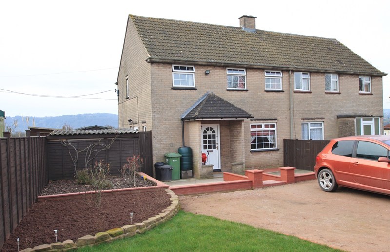 3 bedroom semidetached house for sale in Dean Swift Close, Goodrich