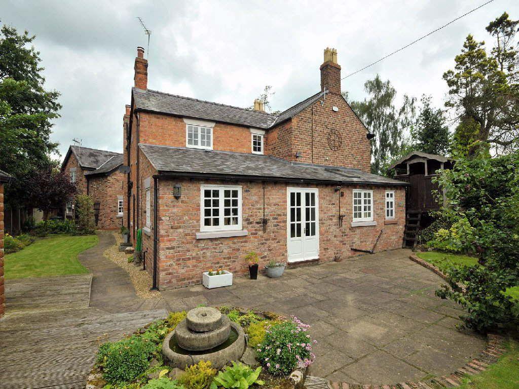 4 bedroom detached house for sale in Bowmere Road, Tarporley, Cheshire, CW6