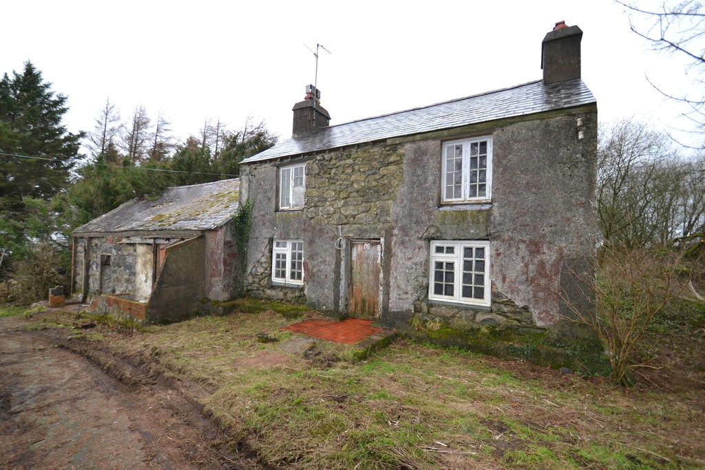 2 bedroom farm house for sale in Clogwyn Melyn, Penygroes, North Wales