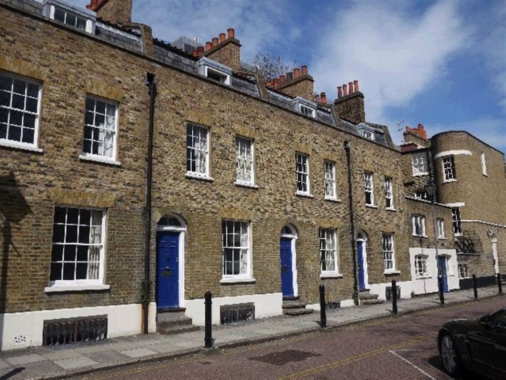 4 bedroom house to rent in Walden Street, Whitechapel, London, E1, E1