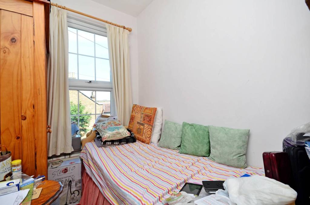 4 bedroom house for sale in Pearl Road, Walthamstow, E17, E17