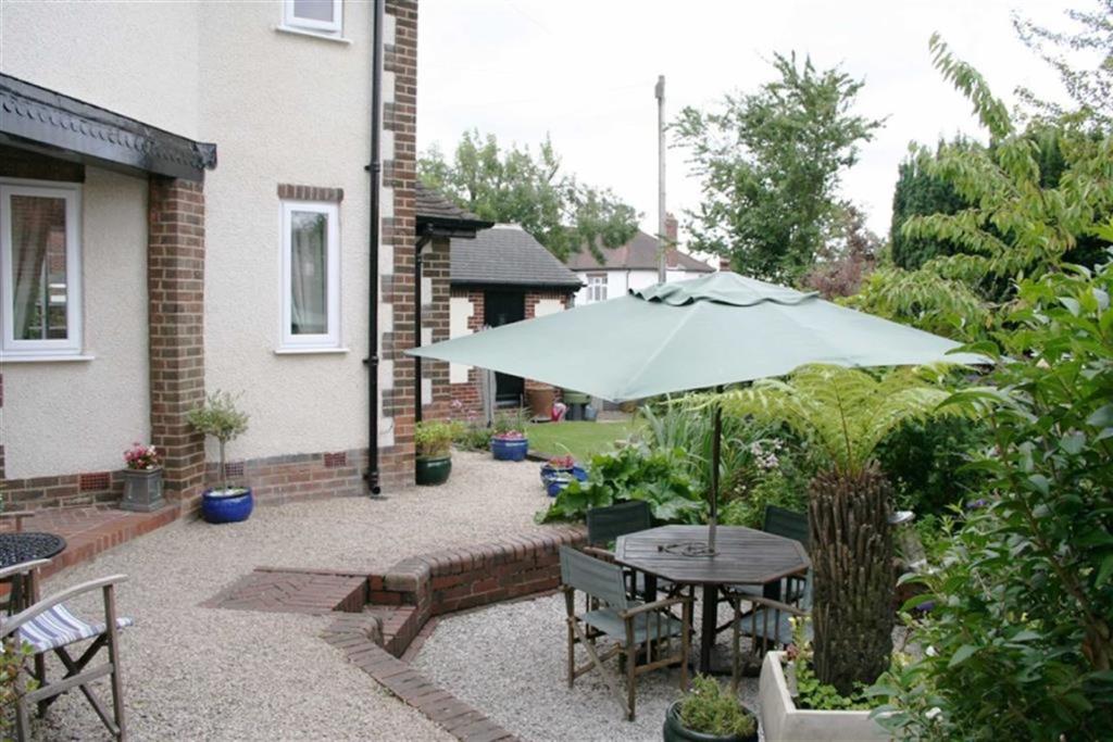 3 bedroom detached house for sale in Cavendish Avenue, Allestree, Derby