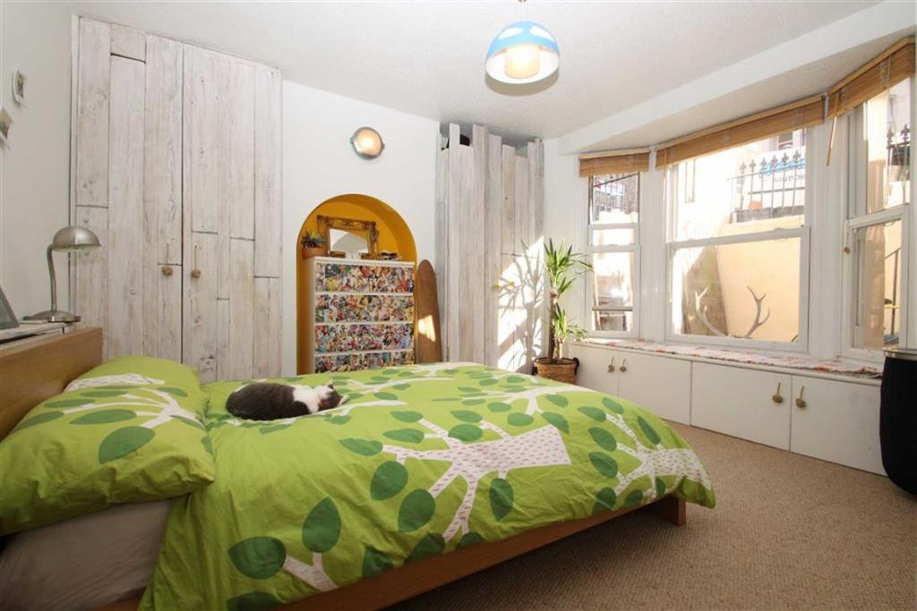 1 bedroom flat for sale in Gladstone Place, Brighton, BN2