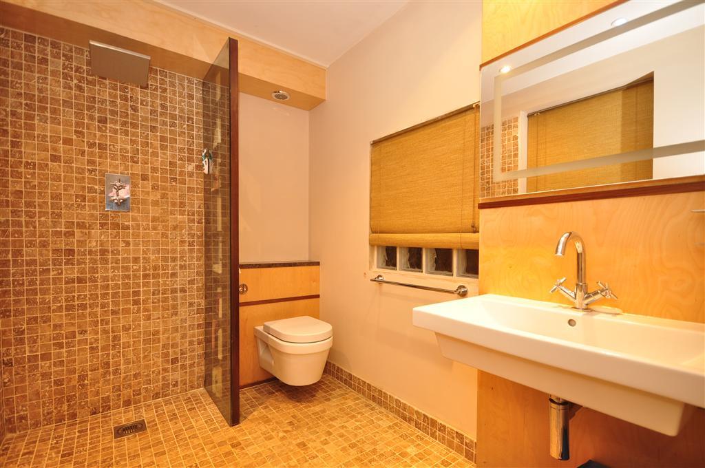 Wet Room Design Ideas, Photos & Inspiration Rightmove Home Ideas