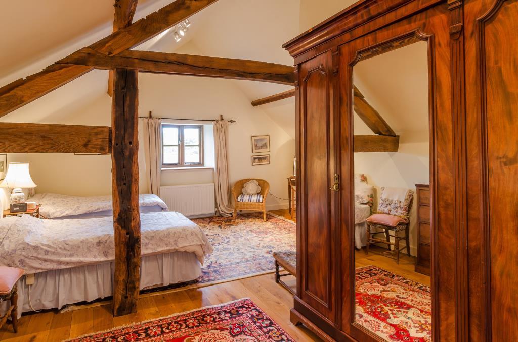 4 bedroom barn conversion for sale in Stoke Lacy, Bromyard