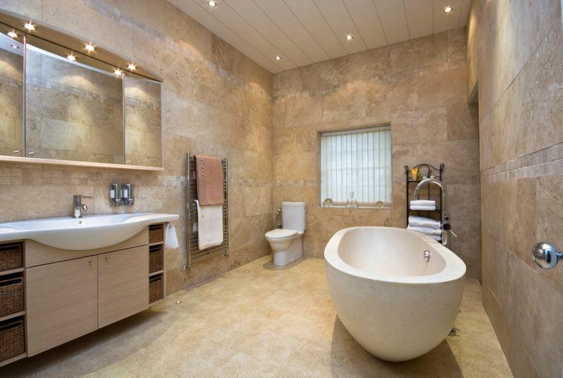 5 bedroom detached house for sale in Burnley Road, Altham, Accrington, BB5