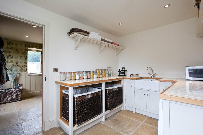 5 bedroom barn conversion for sale in Hellifield Road, Bolton by