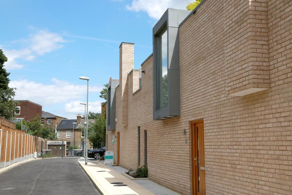 Brackenbury Grove