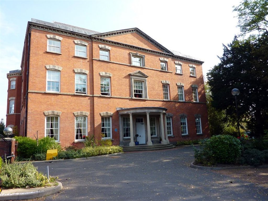 2 bedroom apartment to rent in Dennis Hall, Amblecote, DY8
