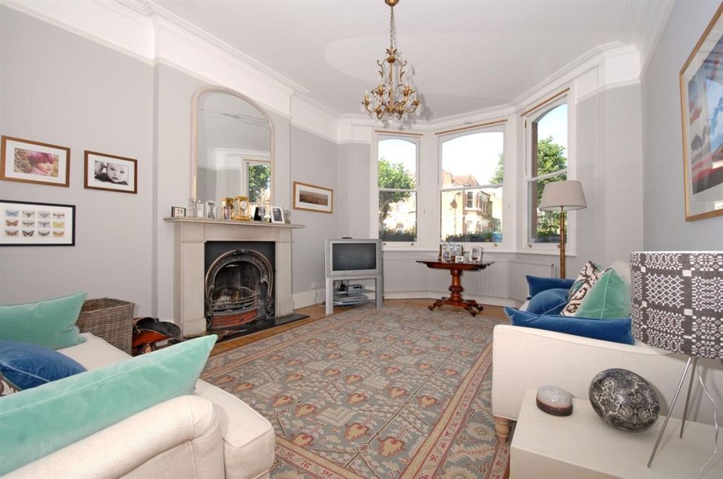 6 bedroom house for sale in Wrentham Avenue, London, NW10, NW10