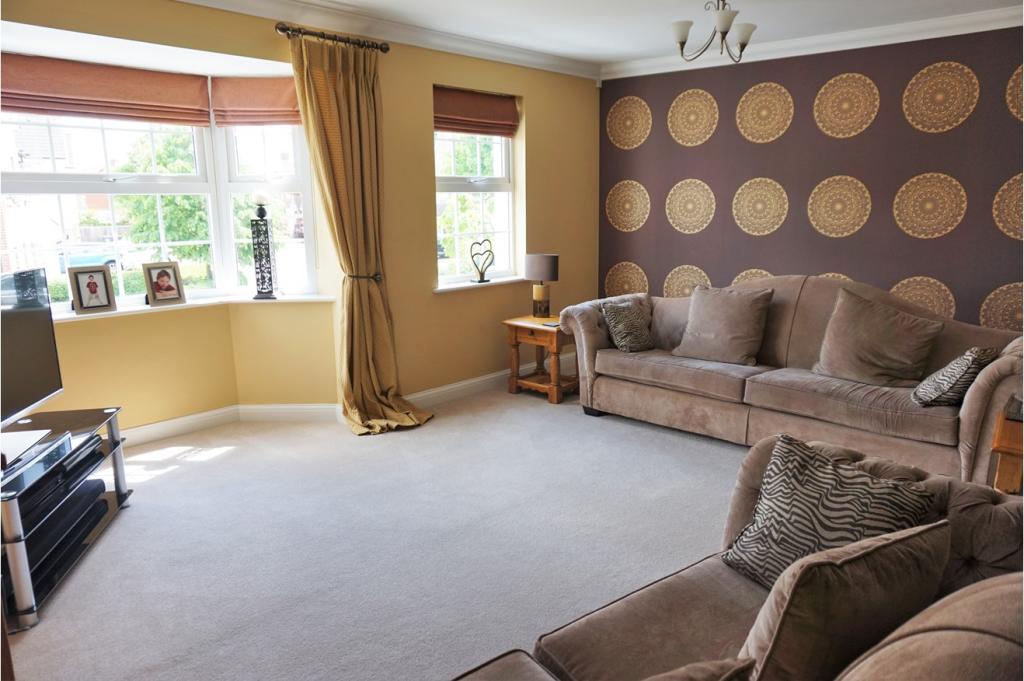 4 bedroom town house for sale in Williams Way, Dartford, DA2 7WF, DA2