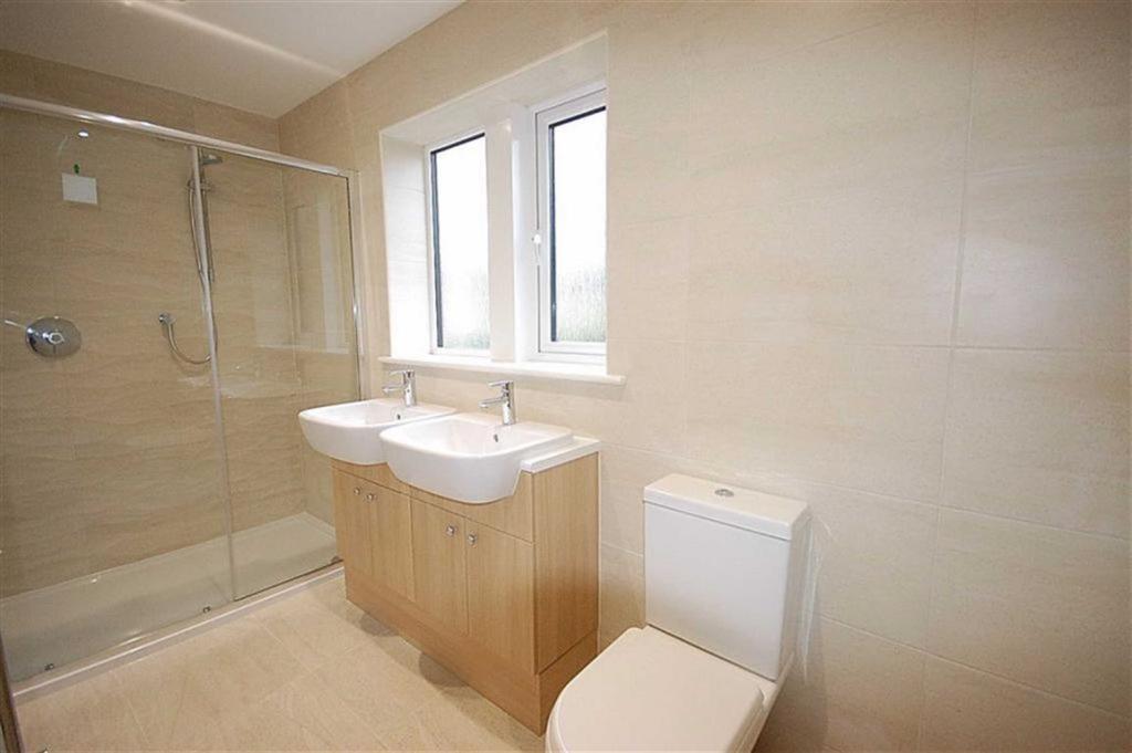 5 bedroom detached house for sale in Birkby Hall Road, Birkby