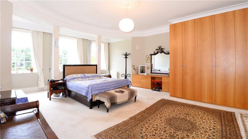 6 bedroom house for sale in Burfield Road, Old Windsor, Windsor, SL4