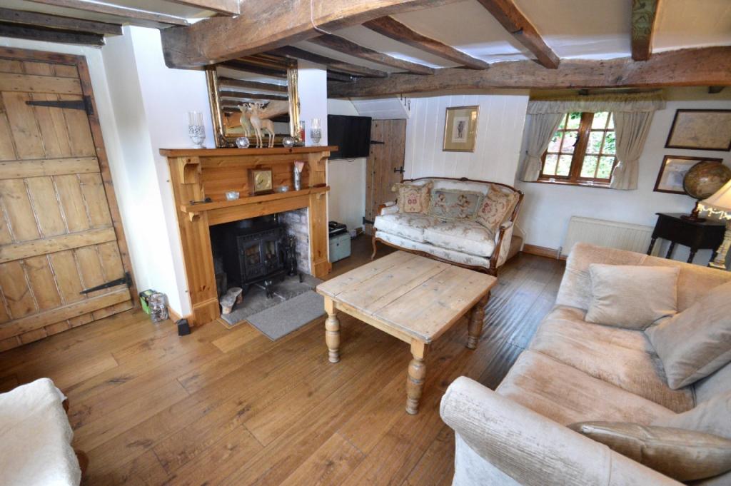 2 bedroom detached house for sale in Rose Cottage Twemlow Lane, Cranage