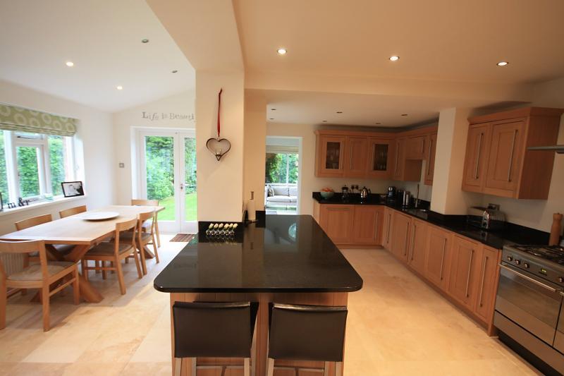 5 bedroom semidetached house for sale in Adlington Road, Wilmslow, SK9