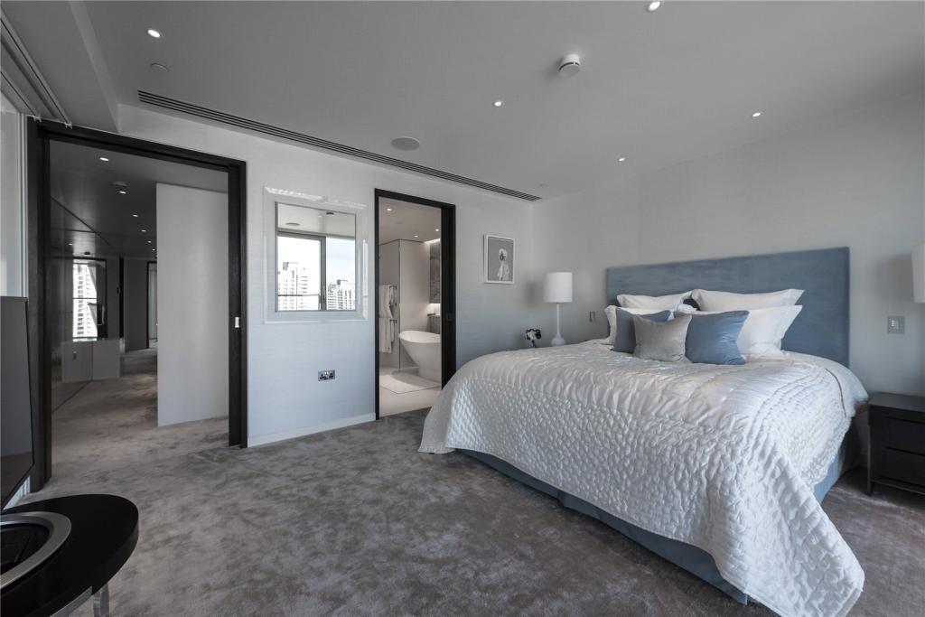 The Heron,Master Bedroom