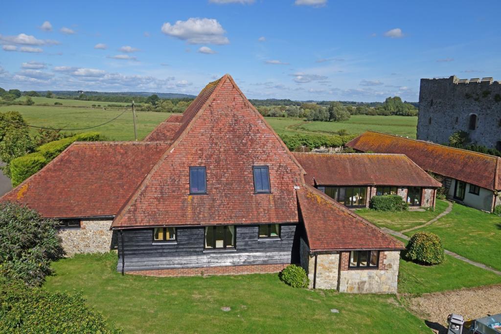 6 bedroom barn conversion for sale in Amberley, West Sussex BN18, BN18