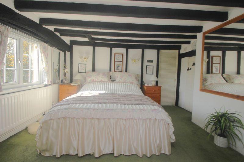 4 bedroom detached house for sale in Forest Row, RH18