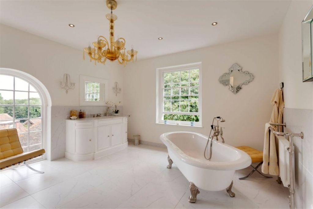 6 bedroom detached house for sale in Blackhouse Hill, Hythe, Kent, CT18