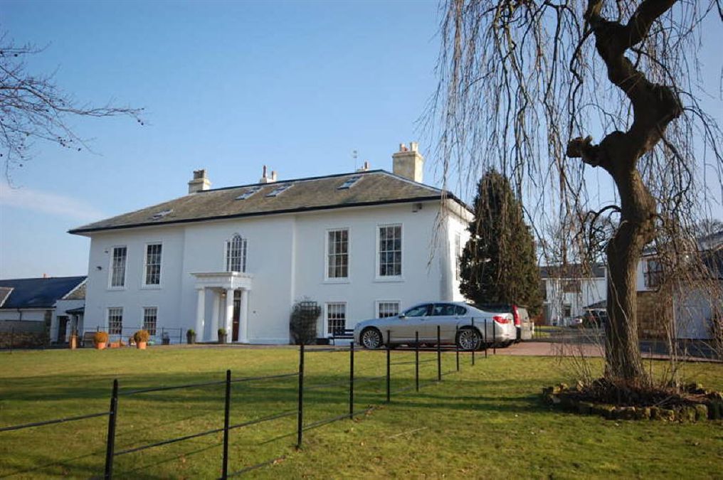 6 bedroom semidetached house for sale in Tunstall Lodge Park