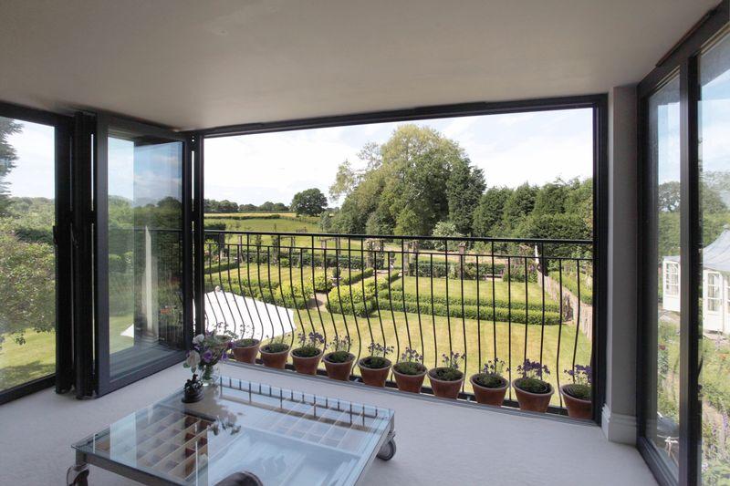 6 bedroom detached house for sale in School Lane, Ollerton, WA16