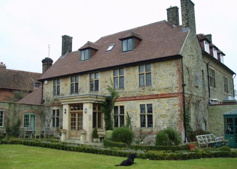 5 bedroom detached house to rent in Minsted Old House, Midhurst, West Sussex. GU29, GU29