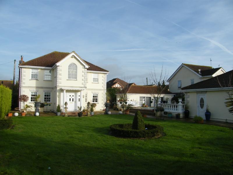 4 bedroom detached house for sale in Concord Road, Canvey Island, Essex