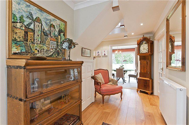 5 bedroom detached house for sale in Manor Chase, Weybridge, Surrey, KT13, KT13