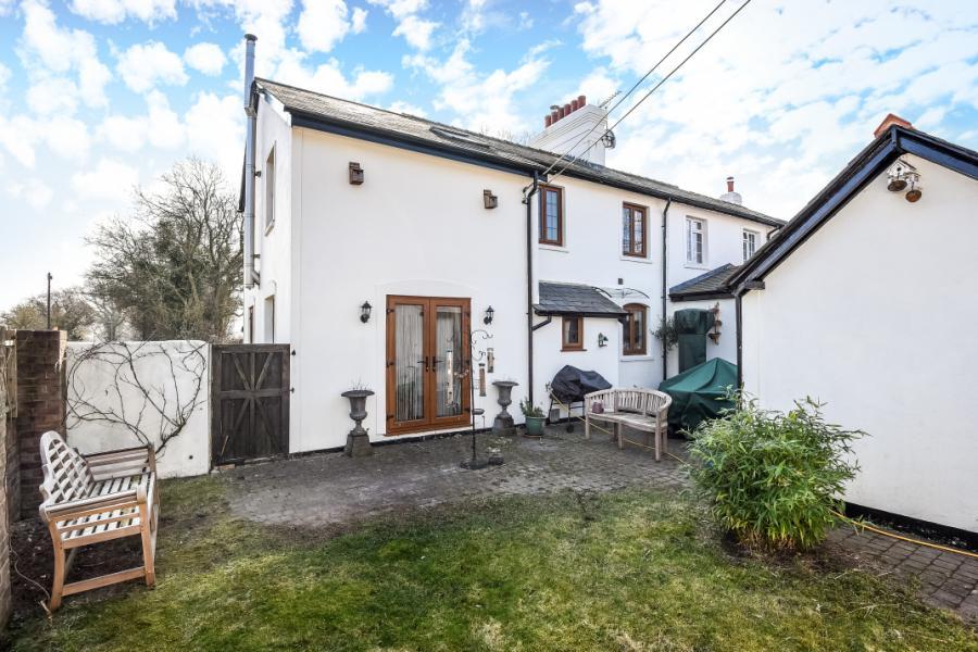 3 bedroom semidetached house for sale in Dummer, Basingstoke