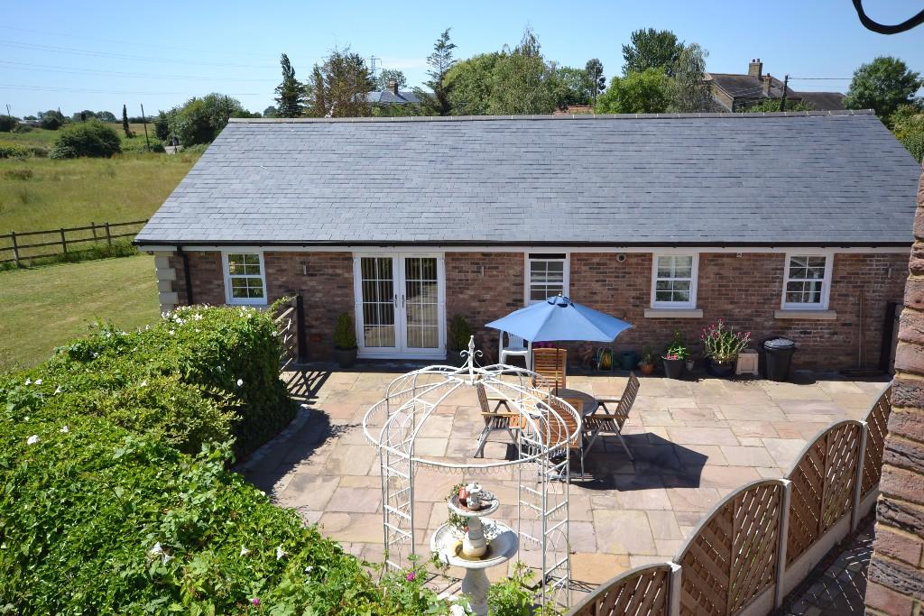 7 bedroom detached house for sale in Lower Dunton Road, Brentwood