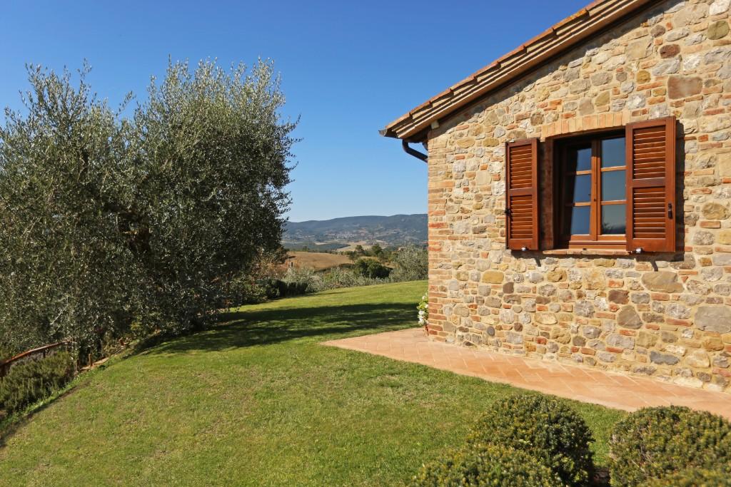 Bedroom Farm House For Sale In Citt Della Pieve Perugia Umbria Italy