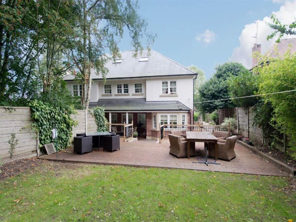 5 bedroom detached house for sale in Sefton Drive, Worsley, Manchester