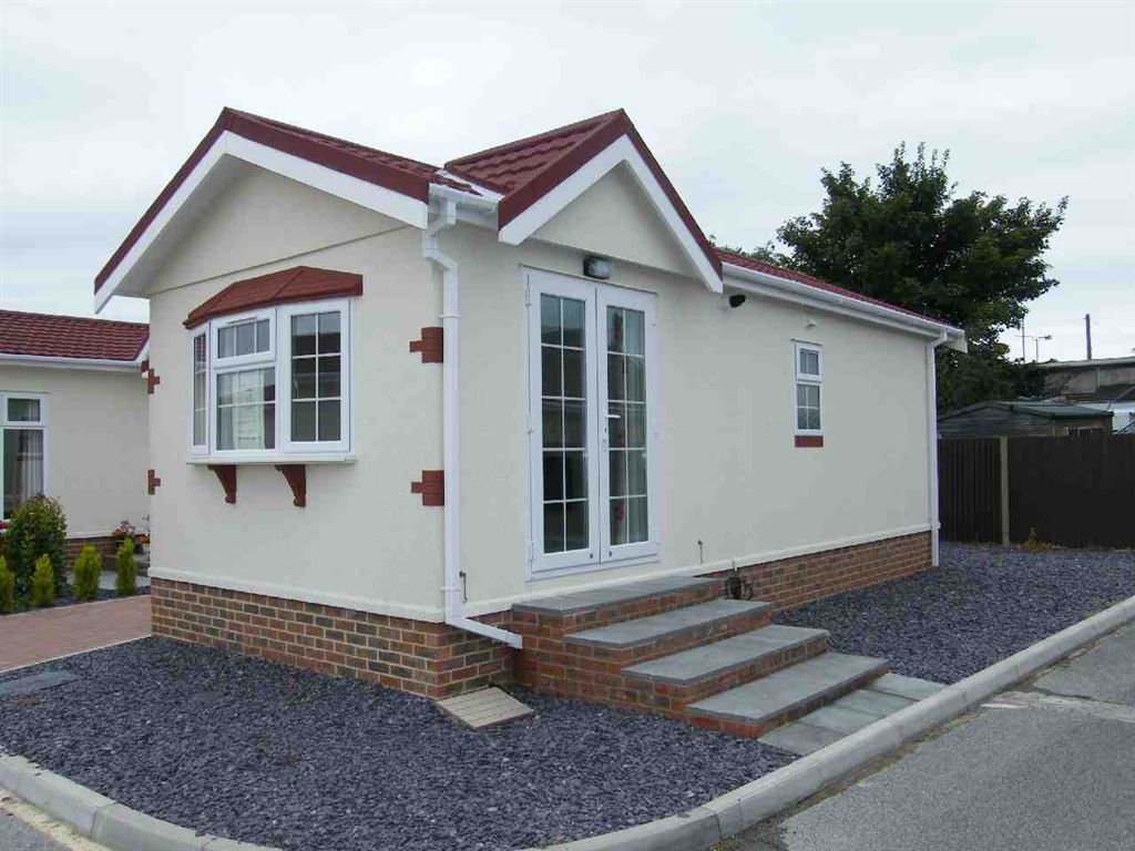 bedroom mobile home for sale in Orchard Park Homes,Reculver Road ...